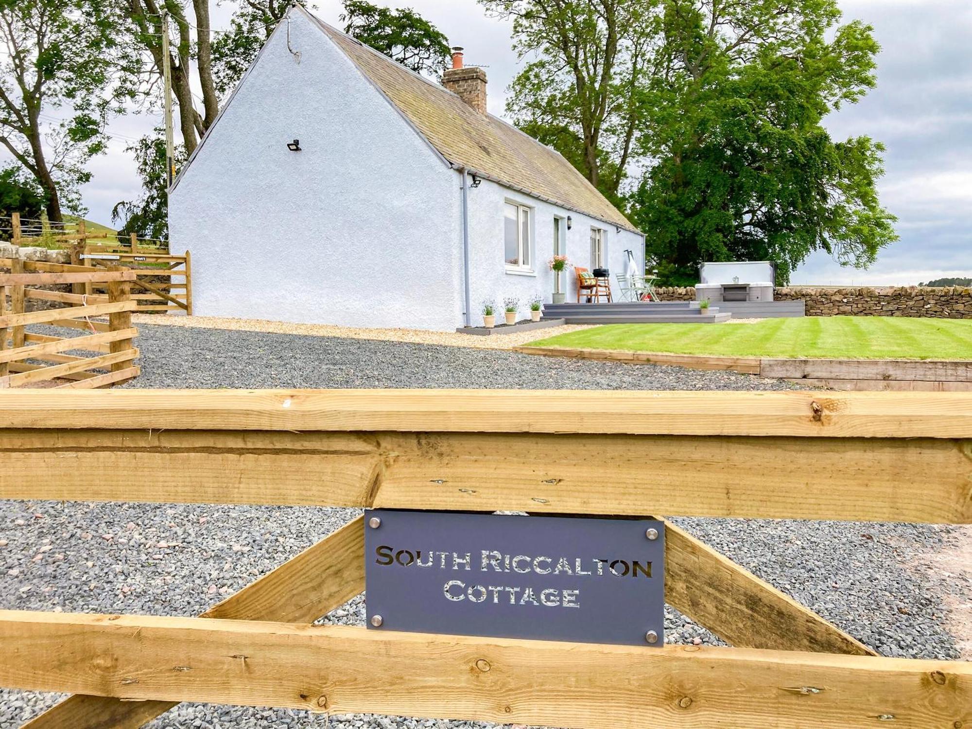South Riccalton Farm Cottage Oxnam 외부 사진